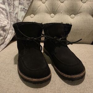 Birkenstock Bakki Suede bootie